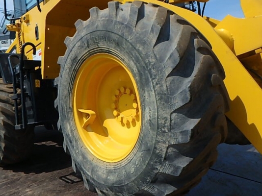 ขาย รถตักล้อยาง KOMATSU WA100-5 สวยแจ่ม ไร้ที่ติ นำเข้าจากญี่ปุ่น โทร.090-986-2521 อ๊อบ ขาย รถตักล้อยาง KOMATSU WA100-5 สวยแจ่ม ไร้ที่ติ นำเข้าจากญี่ปุ่น โทร.090-986-2521 อ๊อบ