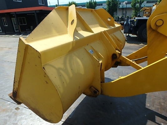 ขาย รถตักล้อยาง KOMATSU WA100-5 สวยแจ่ม ไร้ที่ติ นำเข้าจากญี่ปุ่น โทร.090-986-2521 อ๊อบ ขาย รถตักล้อยาง KOMATSU WA100-5 สวยแจ่ม ไร้ที่ติ นำเข้าจากญี่ปุ่น โทร.090-986-2521 อ๊อบ