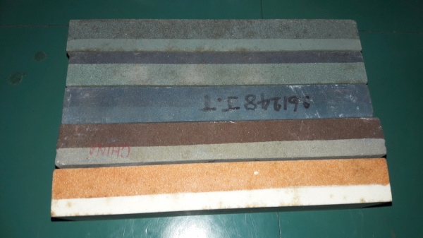 ขายหินลับมีดตรารวงข้าว2"×8"×1" MADE IN GERMANY.ใหม่เก่าเก็บ ขายหินลับมีดตรารวงข้าว2"×8"×1" MADE IN GERMANY.ใหม่เก่าเก็บ