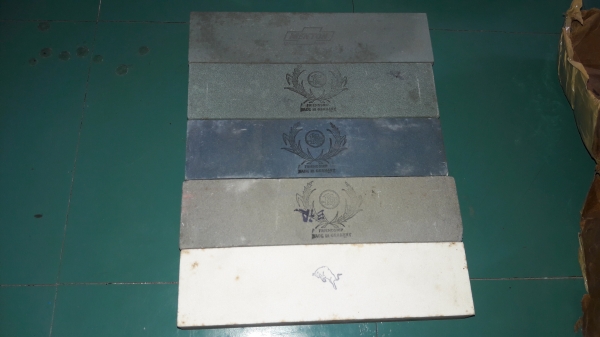 ขายหินลับมีดตรารวงข้าว2"×8"×1" MADE IN GERMANY.ใหม่เก่าเก็บ ขายหินลับมีดตรารวงข้าว2"×8"×1" MADE IN GERMANY.ใหม่เก่าเก็บ