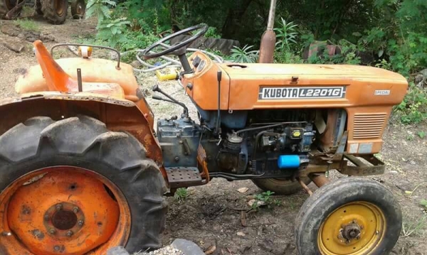 คูโบต้ารุ่นL2201Gซื้อไปใช้ใด้เลยคับตัวเปล่า