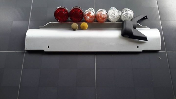 ขออนุญาตขายอะไหล่แท้แลนด์ซีรี่ของใหม่ไม่ได้ใช้ เนื่องจากขายรถแลนด์ซีรี่ไปแล้วครับ ขอบคุณมากครับ