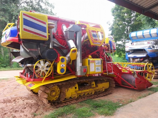 ขายรถเกี่ยวข้าว เกษตรพัฒนา เจ้าช้างไวไฟ ปี50 เครื่องJO8C 260เทอร์โบ ตัวเดิน12 ปั้ม23 รถสวยสภาพดี เช็