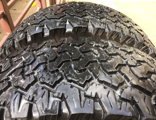 ยางคู่ All BF Goodrich 265 70 17 ปลายปี12 ดอกเยอะ ไม่มีปะ ราคาไม่แพง ยางคู่ All BF Goodrich 265 70 17 ปลายปี12 ดอกเยอะ ไม่มีปะ ราคาไม่แพง