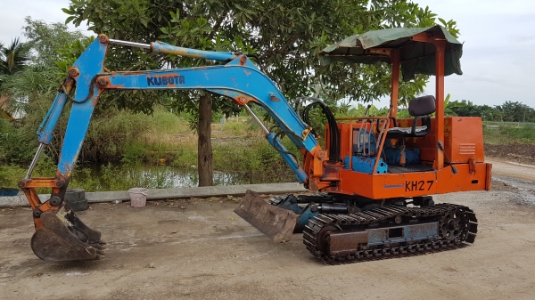 ขายด่วนรถแบคโฮKUBOTAคูโบต้าKH27เทียบเท่าPC30ครื่อง3สูบคูโบต้าดีปั่มแรงรถนอกเพิ่งนำเข้ามาใหม่ยังไม่เคยใช้งานในเมืองไทยเลย