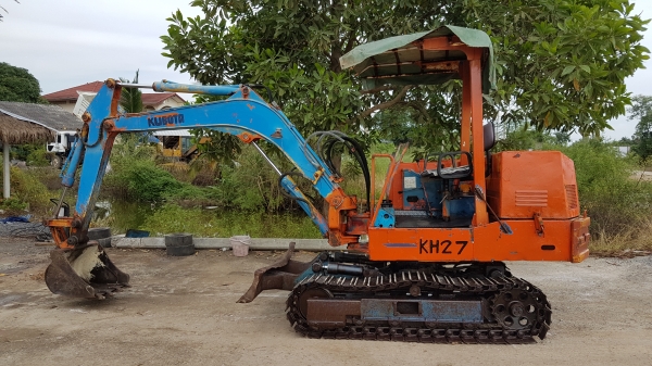 ขายด่วนรถแบคโฮKUBOTAคูโบต้าKH27เทียบเท่าPC30ครื่อง3สูบคูโบต้าดีปั่มแรงรถนอกเพิ่งนำเข้ามาใหม่ยังไม่เคยใช้งานในเมืองไทยเลย