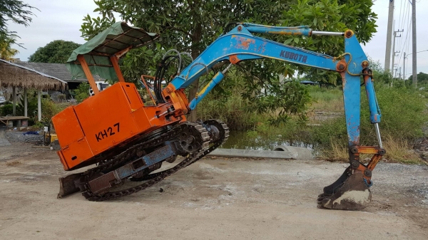 ขายด่วนรถแบคโฮKUBOTAคูโบต้าKH27เทียบเท่าPC30ครื่อง3สูบคูโบต้าดีปั่มแรงรถนอกเพิ่งนำเข้ามาใหม่ยังไม่เคยใช้งานในเมืองไทยเลย