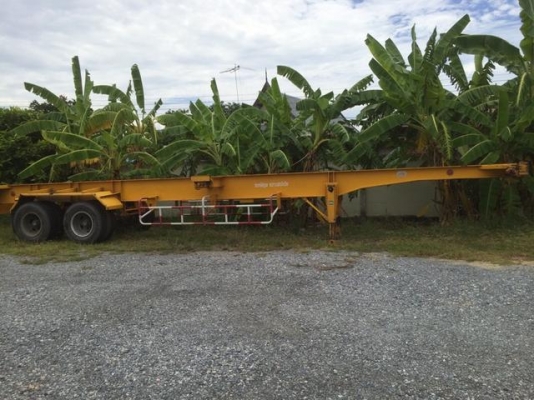 หัวลาก หกล้อ 180  แรง ปี 44 พร้อมหางก้าง 2 เพลา รถสวยๆพร้อมใช้งาน ราคา  550,000 บาท