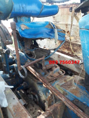 ขายรถไถ 1 เพลา FORD 6610 เสื้อลาย อุปกรณ์ ตามรูป ขายรถไถ 1 เพลา FORD 6610 เสื้อลาย อุปกรณ์ ตามรูป