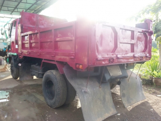 ขาย(580,000)หกล้อดั้มIsuzu฿195แรง