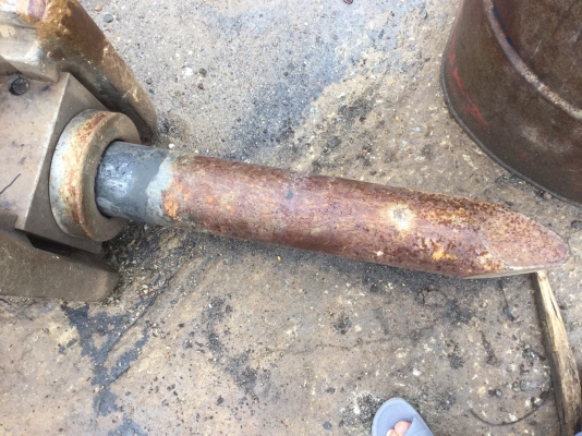 รถขุด KOMATSU PC220-5 แถมฟรี หัว Breaker