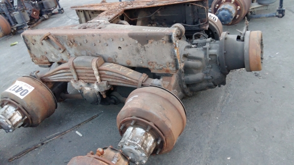 แท่นเพลาฟูโซ่เก่านอกเบรคใหญ่ แท่นเพลาฟูโซ่เก่านอกเบรคใหญ่