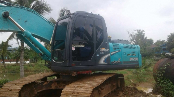 ขายรถแบ็คโฮ Kobelco sk200 mark 8 super YN12-T9915 ไมล์ชม. 6,700 เอกสารอินวอยซ์ ระบบไฟฟ้าครบ