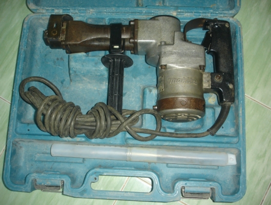 ขาย MAKITA HM1201 สกัดไฟฟ้า 21mm 1130W 8.7kg