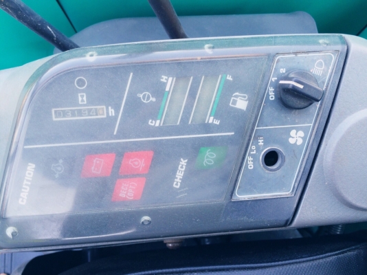 ขายรถขุดKOMATSU PC25-รุ่น7เก่านอกแท้ญี่ปุ่นเอกสารอินวอยนำเข้า-ไม่เคยใช้งานในไทยคับ