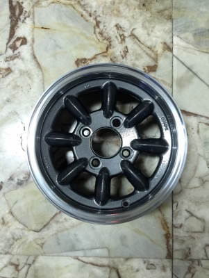 ขายแม็กซ์กล้วย COMPE ขอบ 13" 4 รู 110 กว้าง 5.5" ญี่ปุ่นแท้ ขายแม็กซ์กล้วย COMPE ขอบ 13" 4 รู 110 กว้าง 5.5" ญี่ปุ่นแท้