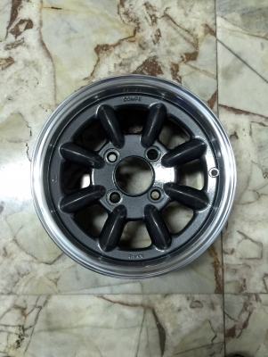 ขายแม็กซ์กล้วย COMPE ขอบ 13" 4 รู 110 กว้าง 5.5" ญี่ปุ่นแท้ ขายแม็กซ์กล้วย COMPE ขอบ 13" 4 รู 110 กว้าง 5.5" ญี่ปุ่นแท้