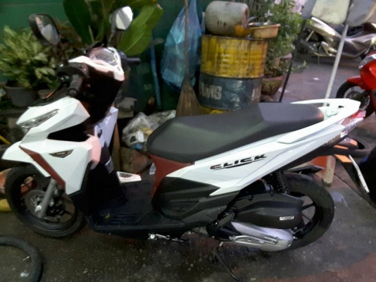 ขาย Honda Click 125 i ล้อแม็ก i dling Stop ปี 59 รถ 3 เดือน วิ่งไปสามพันกว่าโล ไม่เคยล้ม ชุดสีสวย (ปิดบัญชีแล้ว รอเล่ม)