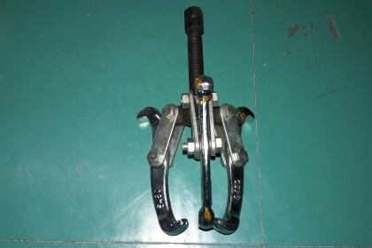 ขายสามขาถอดลูกปืนของใหม่ ขนาด3"TAPARIA Made in India.DROPFORGETSTEEL.