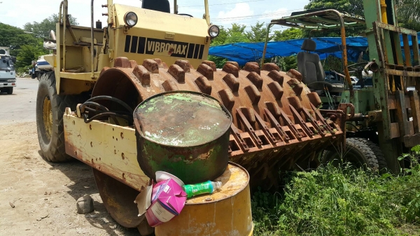 ขายถูกรถบดสั่น VIBROMAX W1102 PD เปลือกหนามแท้ๆ 2 เพลา