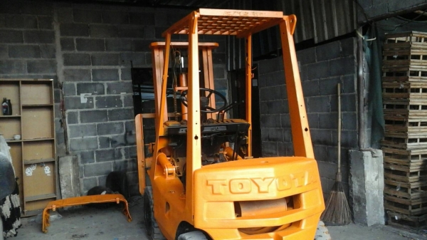 ขายรถยก โตโยต้า 1 ตันพร้อมใช้ ราคาถูกๆเครื่อง4สูบ ขายรถยก โตโยต้า 1 ตันพร้อมใช้ ราคาถูกๆเครื่อง4สูบ