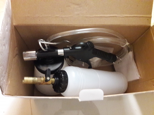 อุปกรณ์ ช่วยไล่ลม เบรก และครัช