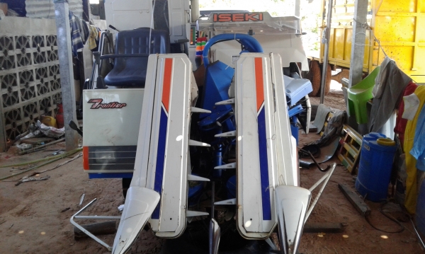 อาจารย์ มานะ เมืองสกลนคร รับไปทำกิจการตัวเองแล้วครับ ขายด่วนครับใช้งานปกติทุกอย่างครับ คนจองใว้เปลี่ยนเอารถคันใหญ่ครับ ขอลงใหม่ครับ