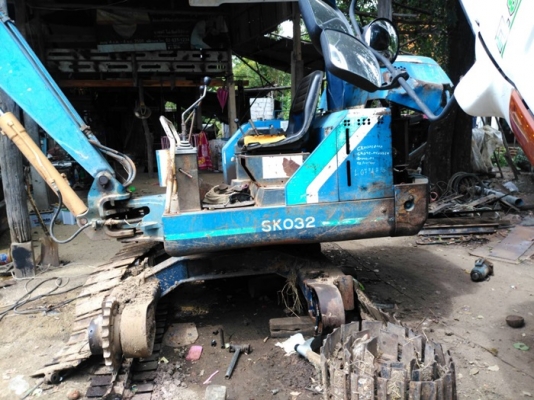 ขายรถแม็คโครน้อย โคมัตสุ รุ่น SK 032 ตัวเดินแถบซ้ายเสียครับ ขายรถแม็คโครน้อย โคมัตสุ รุ่น SK 032 ตัวเดินแถบซ้ายเสียครับ