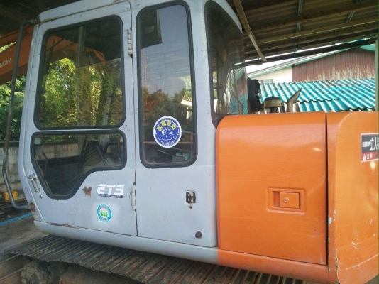 ขายรถแม็คโค HITACHI ex60-2