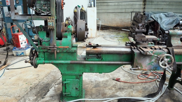 ขายเครื่องกลึงโบราณ