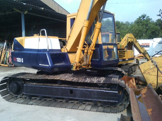 ขายkomatsu PC 100 รุ่น3