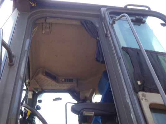 ขายรถตัก TCM ZW220