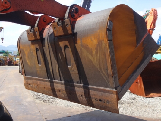 ขายรถตัก TCM ZW220