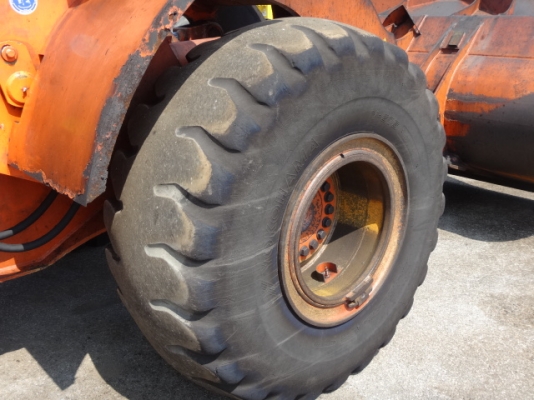 ขายรถตัก TCM ZW220