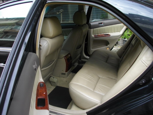 ขาย CAMRY 2.4Q สีดำ ตัวท๊อป ปี03 รถบ้านใช้เอง แก๊สLPGหัวฉีด ประกันชั้น2+ ได้ไปไม่มีคำว่าผิดหวัง ราคา 260000 บาท
