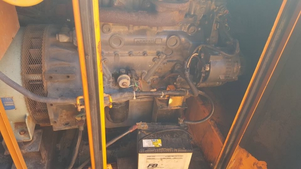 ขายเครื่องปั่นไฟมือสองจากญี่ปุ่นสภาพเดิมๆพร้อมใช้งานราคาไม่แรง