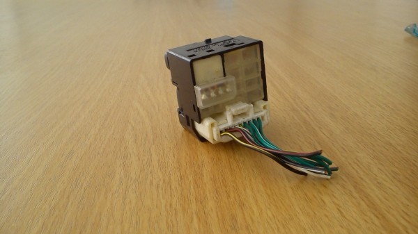 สวิทช์ปรับกระจกมองข้าง TOYOTA สำหรับรุ่นที่ไม่มีกรอบ สวิทช์ปรับกระจกมองข้าง TOYOTA สำหรับรุ่นที่ไม่มีกรอบ