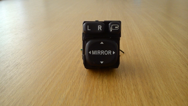 สวิทช์ปรับกระจกมองข้าง TOYOTA สำหรับรุ่นที่ไม่มีกรอบ