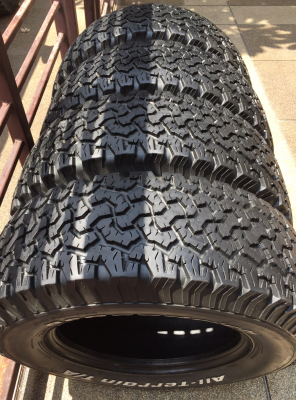 ยาง All BF Goodrich 265 70 17 กลางปี14 ดอกเต็ม ติดหนวด ราคาไม่แพง