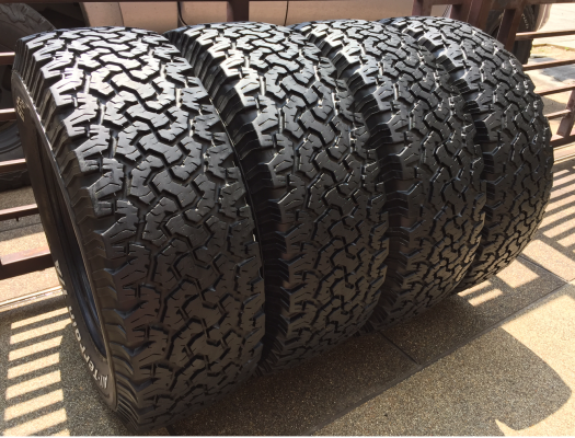 ยาง All BF Goodrich 265 70 17 กลางปี14 ดอกเต็ม ติดหนวด ราคาไม่แพง