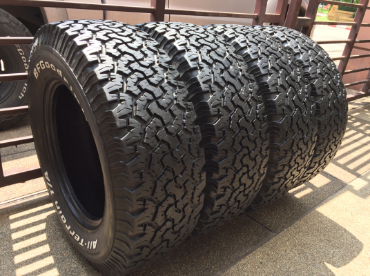ยาง All BF Goodrich 265 70 17 กลางปี14 ดอกเต็ม ติดหนวด ราคาไม่แพง