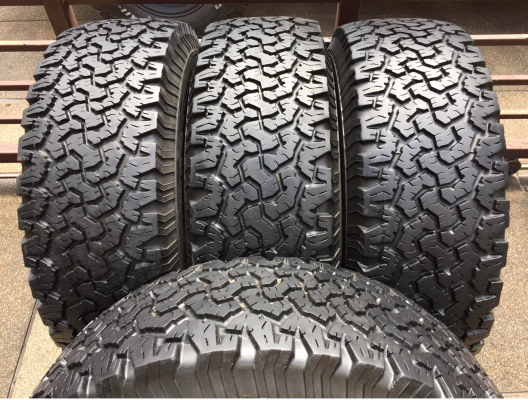 ยาง All BF Goodrich 265 70 17 กลางปี14 ดอกเต็ม ติดหนวด ราคาไม่แพง