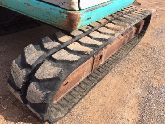 ขายรถแบคโฮ KOBELCO SK60SR คอลโทรลสั้น มีลายหัวกระแทก รถนอกนำเข้าเองจากญี่ปุ่น สภาพสวยพร้อมใช้ มีVDOครับ