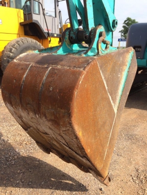 ขายรถแบคโฮ KOBELCO SK60SR คอลโทรลสั้น มีลายหัวกระแทก รถนอกนำเข้าเองจากญี่ปุ่น สภาพสวยพร้อมใช้ มีVDOครับ