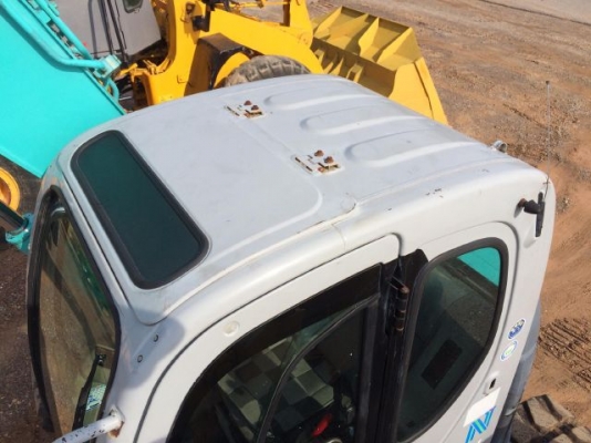 ขายรถแบคโฮ KOBELCO SK60SR คอลโทรลสั้น มีลายหัวกระแทก รถนอกนำเข้าเองจากญี่ปุ่น สภาพสวยพร้อมใช้ มีVDOครับ