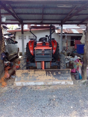 ขายรถไถ คูโบต้าM7040 ปี55ทำงานน้อย1,7XXชม. เอกสารทะเบียนครบอุปกรณ์ใบดันหน้า ผานหลัง ขายรถไถ คูโบต้าM7040 ปี55ทำงานน้อย1,7XXชม. เอกสารทะเบียนครบอุปกรณ์ใบดันหน้า ผานหลัง