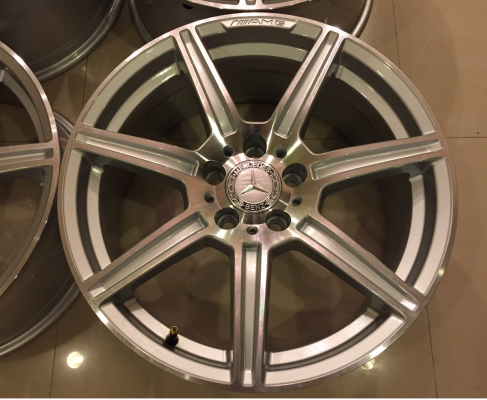 ล้อใหม่ AMG ขอบ18 รุ่นใหม่ ราคาไม่แพง