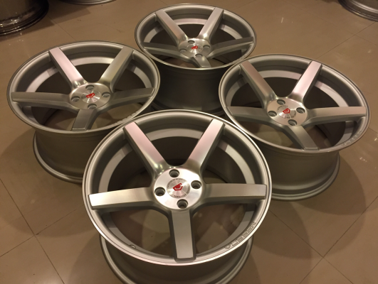 ล้อใหม่ Vossen ลาย5ก้าน ขอบ17 ราคาไม่แพง
