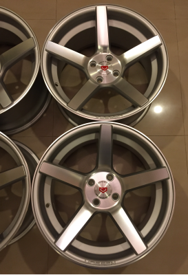 ล้อใหม่ Vossen ลาย5ก้าน ขอบ17 ราคาไม่แพง