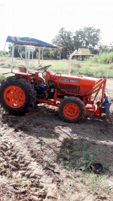 สีนวนจัดให้ Kubota 2201 22แรง ขับเคลื่อนสี่ล้อ สภาพสวย มีใบดัน สภาพแรงๆสนใจติดต่อ 089-9638932 สีนวนจัดให้ Kubota 2201 22แรง ขับเคลื่อนสี่ล้อ สภาพสวย มีใบดัน สภาพแรงๆสนใจติดต่อ 089-9638932